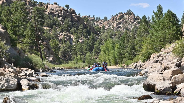 browns canyon rafting in colorado